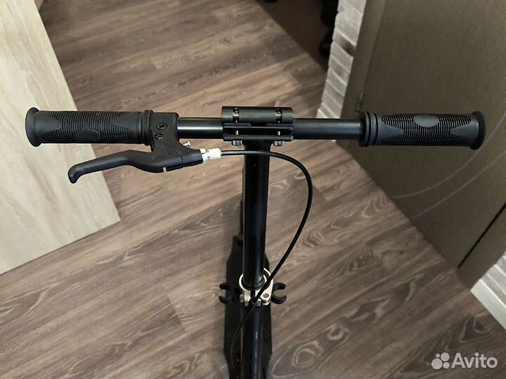 Самокат взрослый Roces