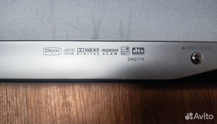 DVD-плеер LG DK-699X