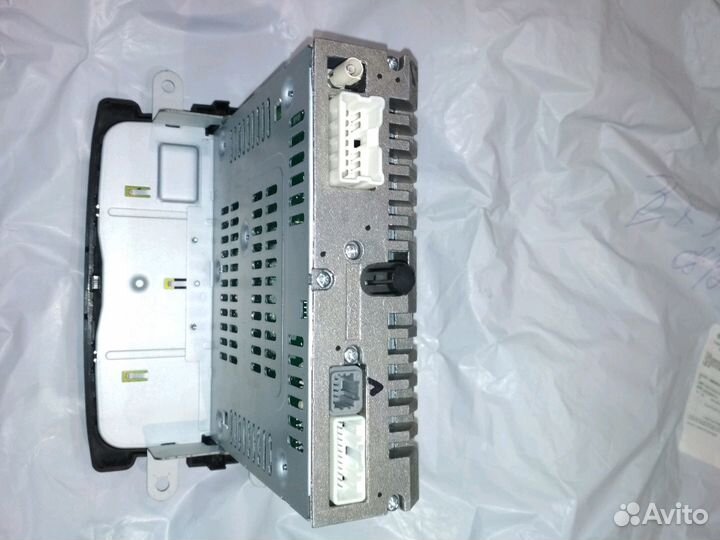 Штатное гу Renault Duster