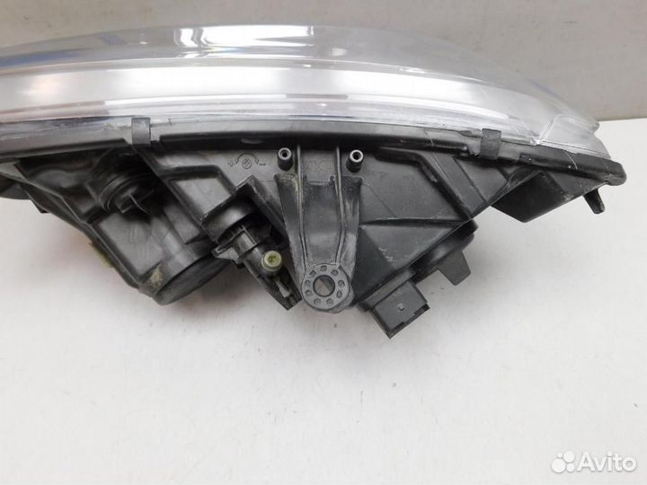 Фара правая Renault Logan/Logan Stepway