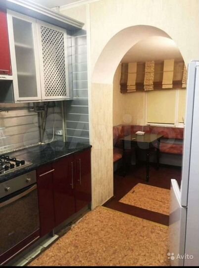 2-к. квартира, 42 м², 1/5 эт.