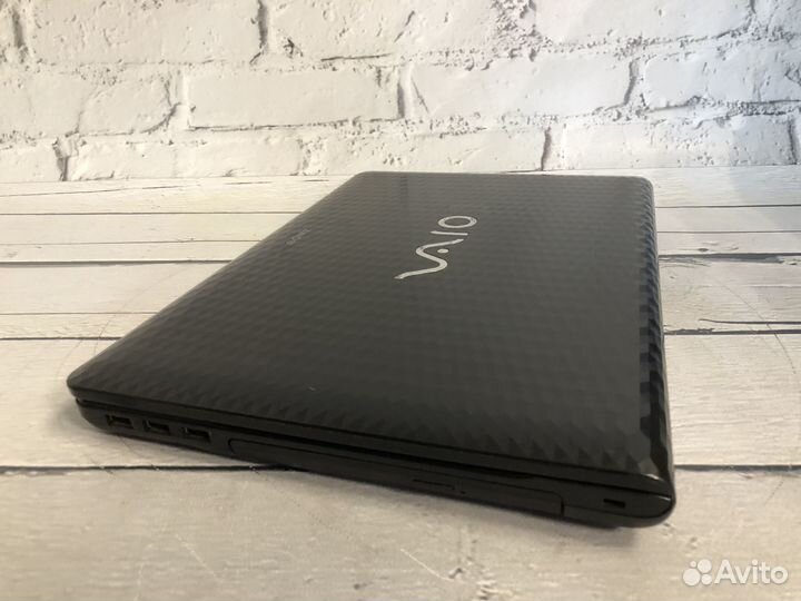 Ноутбук Sony vaio