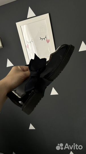 Нарядные туфли для девочки