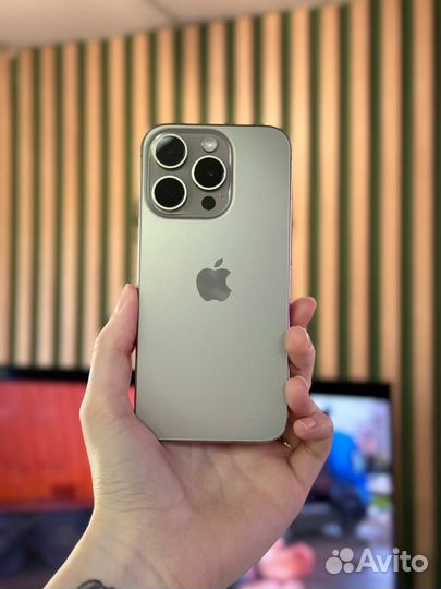iPhone 15 Pro, 128 ГБ