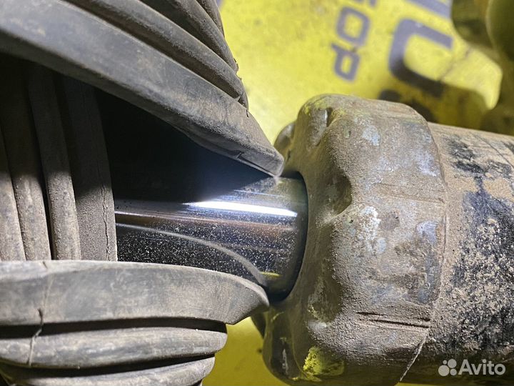 Стойка задняя левая Nissan X-Trail T30