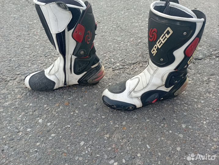 Ботинки для мотокросса