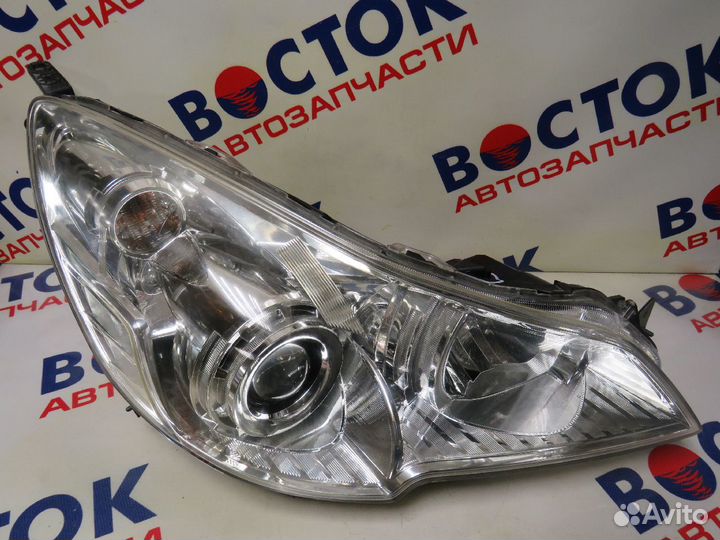Фара Право subaru legacy BM9