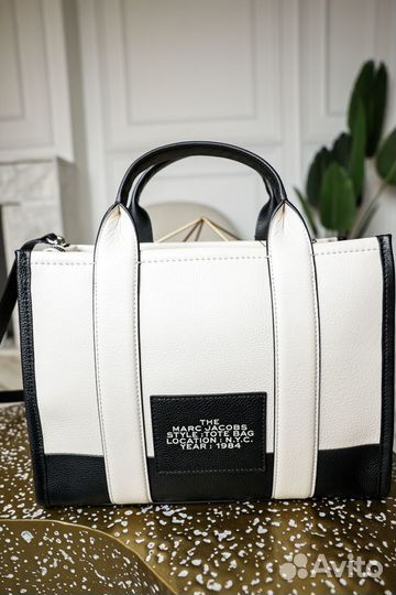 Сумка женская Marc Jacobs The Tote Bag Medium Colo