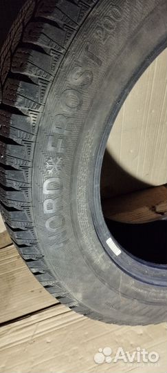Gislaved Nord Frost 200 225/65 R17 98