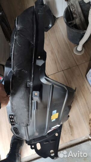 Подкрылок передний правый новый Honda CRV 5