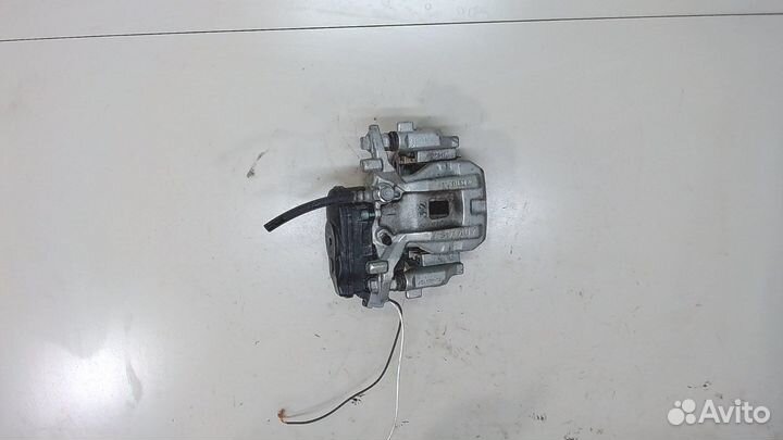 Суппорт Toyota RAV 4 2018, 2021