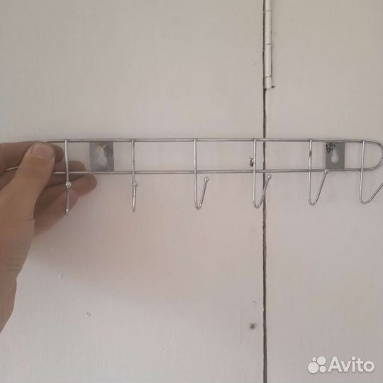 Вешалка настенная