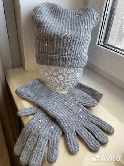 Шапка и перчатки Pinko