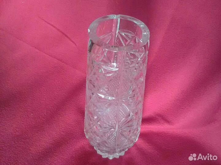Ваза хрустальная
