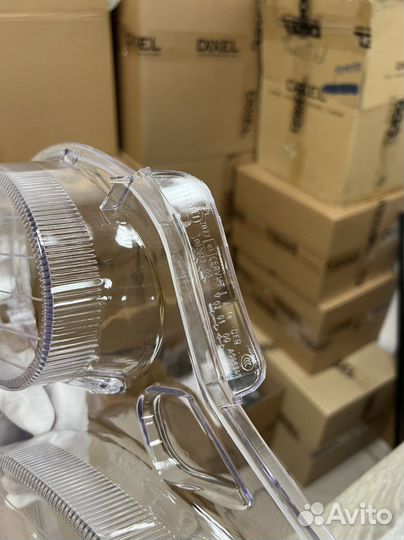 Стекло фары Mercedes-Benz E W211 2002-2009