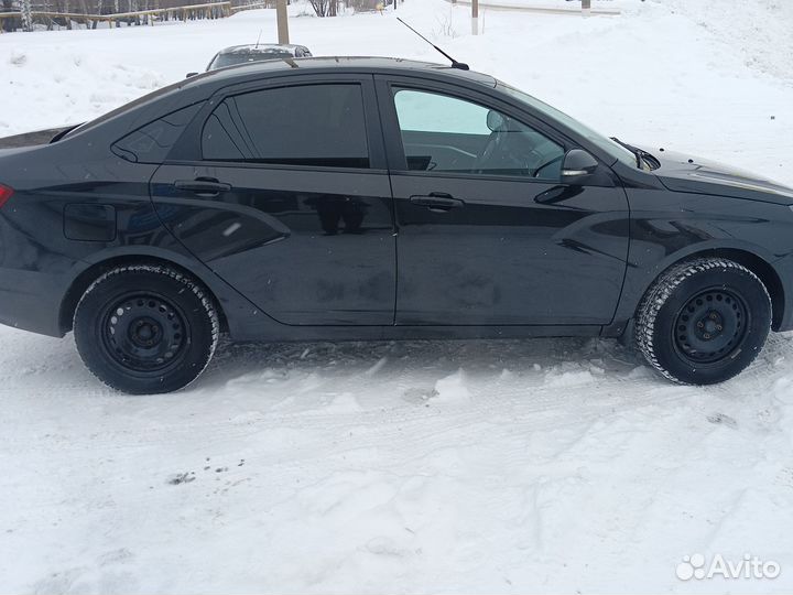 LADA Vesta 1.6 МТ, 2018, 150 000 км