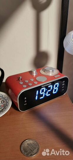 Радио-часы Telefunken TF-1593