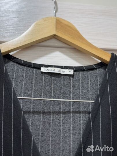 Брючный костюм женский Zarina