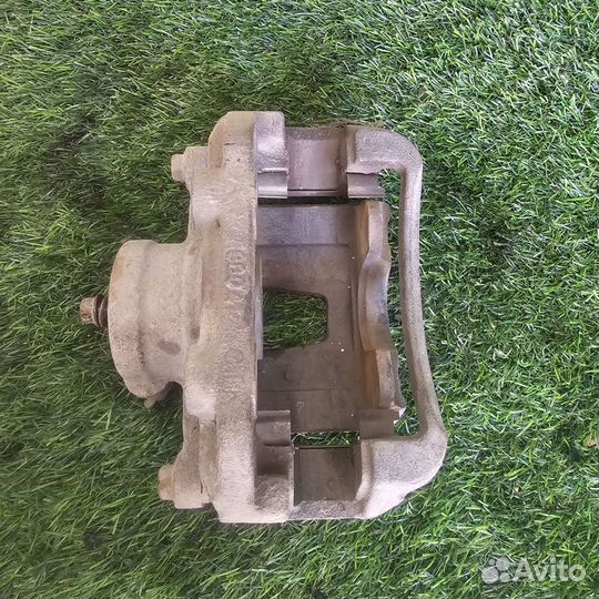 Суппорт передний левый Daewoo Nexia N100