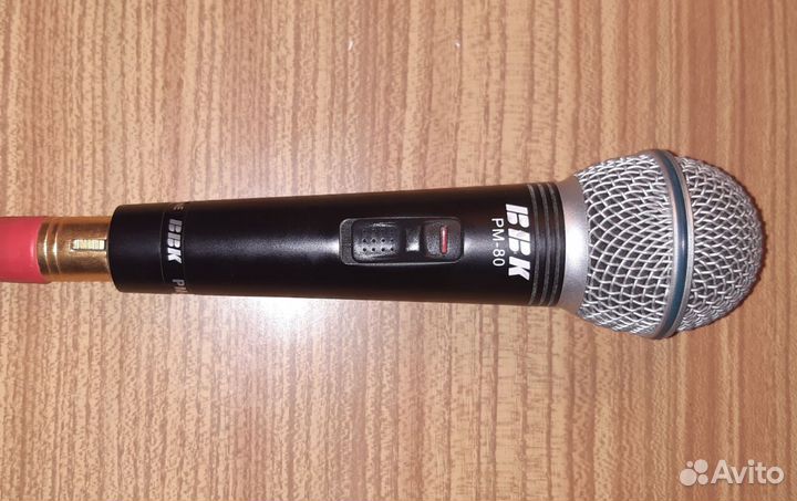 Караоке микрофон BBK PM-80
