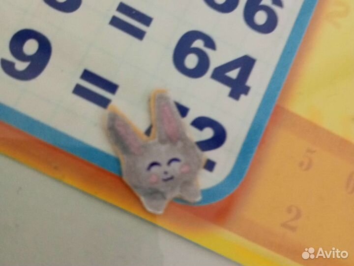 Стикеры на двух стороннем скотче