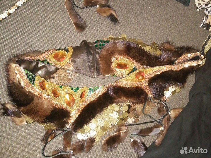 Восточный женский костюм