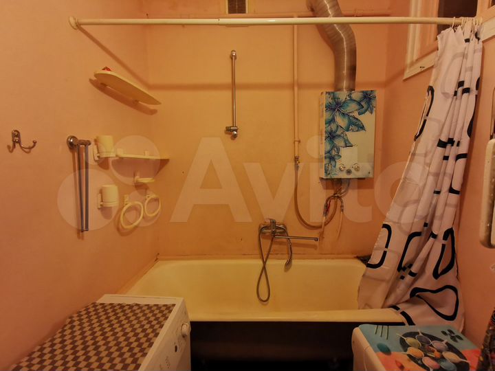 Комната 18 м² в 3-к., 2/3 эт.