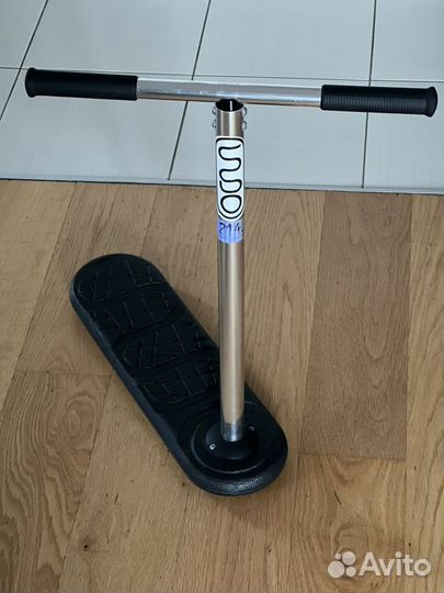 Батутный самокат