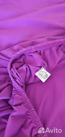 Простынь на резинке 180 на 220 см