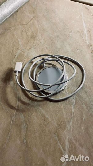 iPhone зарядка