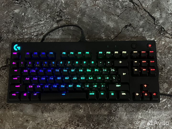 Игровая клавиатура Logitech G Pro