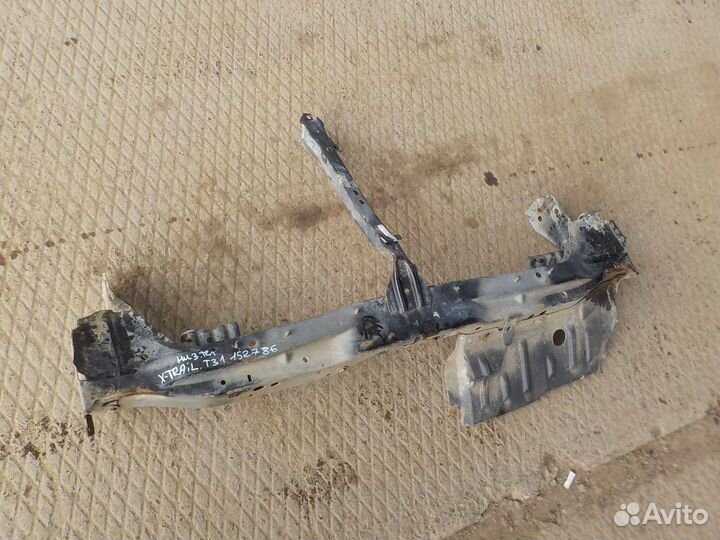 Панель передняя Nissan X-Trail T30