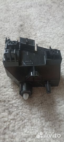 Кронштейн бампера L. Prado 150 52563-60060