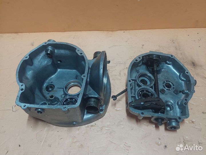 Крышки картера коробки передач с задней урал к650