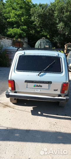 LADA 4x4 (Нива) 1.7 МТ, 2004, 200 000 км