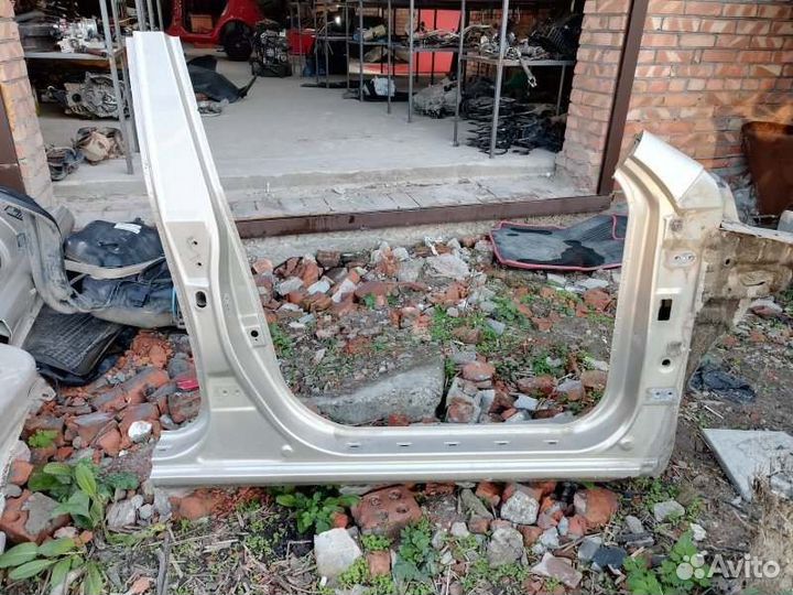 Порог со стойкой Hyundai Elantra 4 Hd 