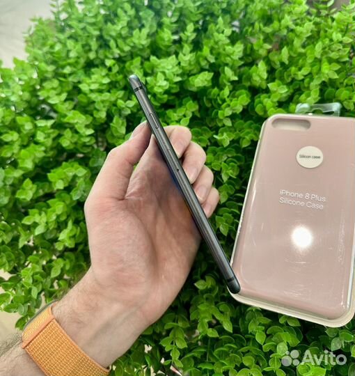 iPhone 8 Plus, 64 ГБ