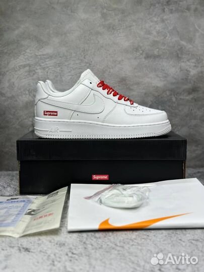 Кроссовки Nike Air Force Supreme