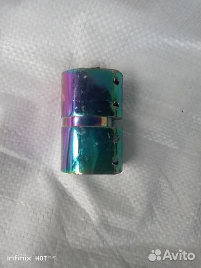 Зажим с болтами