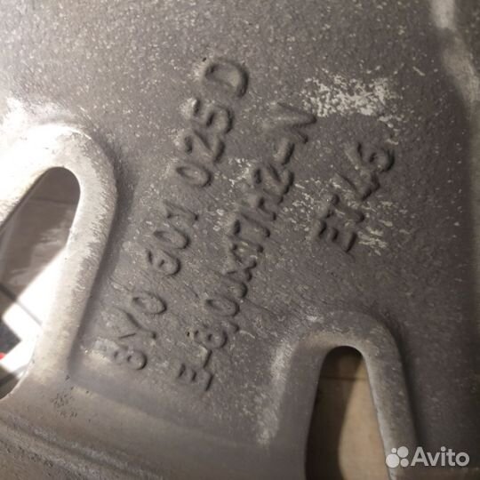 Литой диск Audi R17