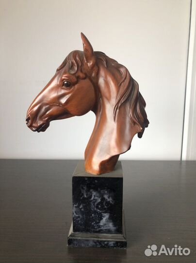 Статуэтка Лошади