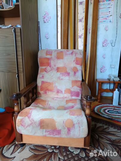 Диван и 2 кресла бу диван раскладывается