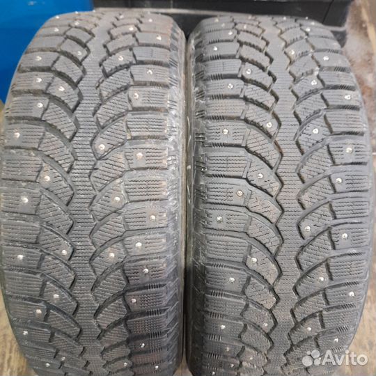 Bridgestone Blizzak Spike-01 205/55 R16 91T