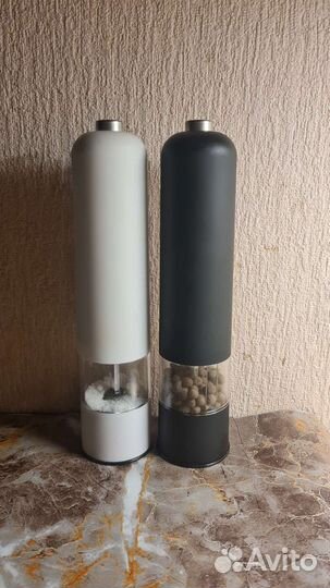 Солонка и перечница