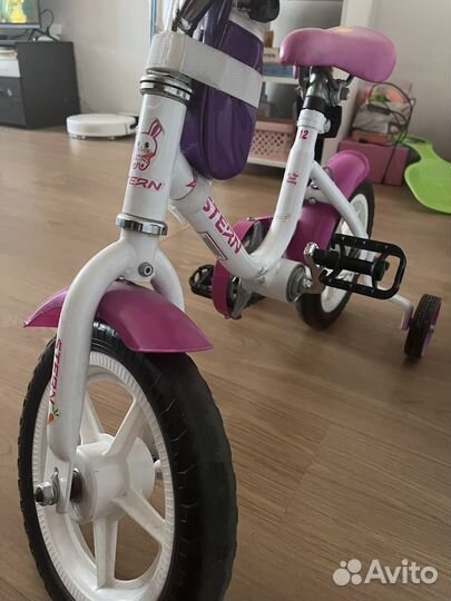 Велосипед детский 4 колесный