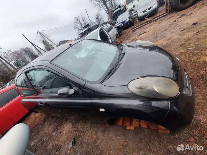 Кузов по частям Nissan Micra 01-07г
