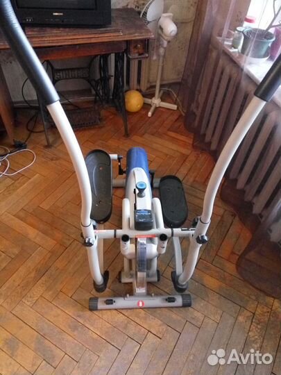 Эллиптический тренажер orbitrek elite