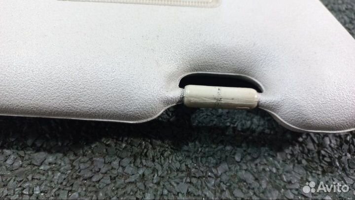 Козырек солнцезащитный правый Mitsubishi Lancer 9