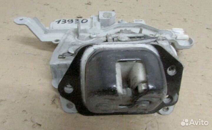 Оригинальный замок двери/крышки багажника