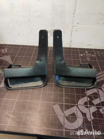 Брызговики задние Toyota Corolla